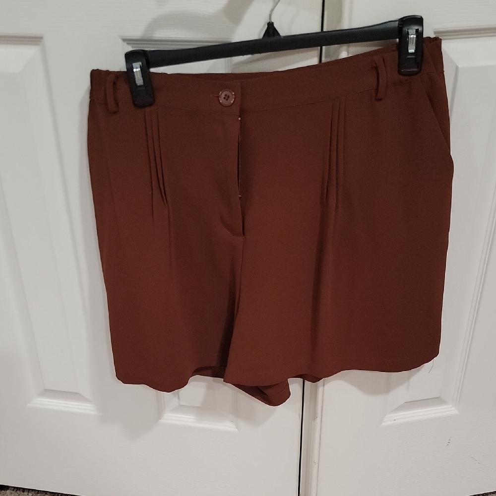 Forever 21 Brown High-Rise Pleated Dress Shorts